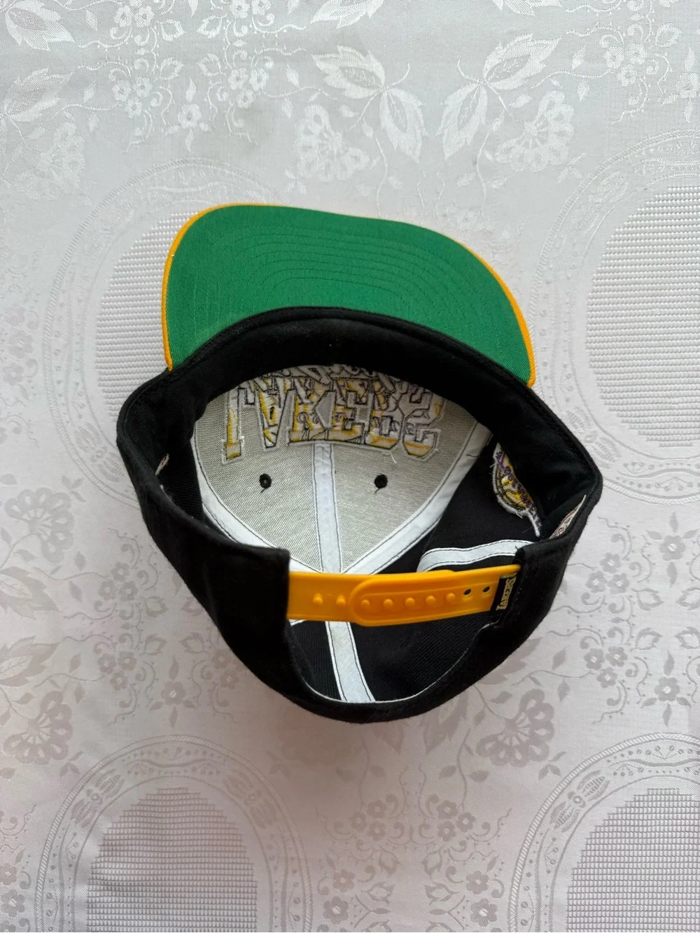 Forty Seven Brand Los Angeles Lakers Black/Gold Snapback Hat Embroidered Cup HWC